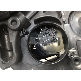 2X ADAPTORES del Retenedor Soporte Bombilla para LUCES DE CRUCE FORD MONDEO MK4 (07-14) para Montaje KIT LED H7 /Xenon