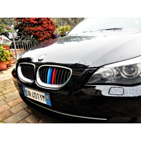 X3 Streifen Kühlergrill Abdeckung Für Bmw 5er E60 E61 in farben M Sport