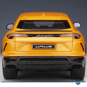 Modelo LAMBORGHINI URUS Naranja boreal, Escala 1:18, Abrible | AUTOart original
