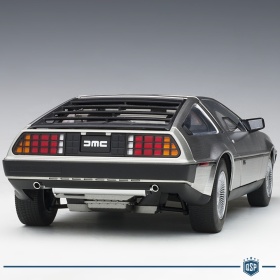 DELOREAN DMC-12 Acabado Satinado, Escala 1:18, Abrible | AUTOart original | Regreso al futuro