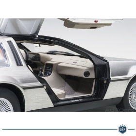DELOREAN DMC-12 Acabado Satinado, Escala 1:18, Abrible | AUTOart original | Regreso al futuro