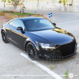 REJILLA Delantera para Audi TT 8J, Parrilla NIDO DE ABEJA Negro Brillante | Tuning Estilo rs
