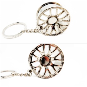 Llavero para Coche RUEDA DE ALEACIÓN CROMADA en Metal IDEA DE REGALO