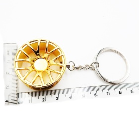 Llavero para Coche RUEDA DE ALEACIÓN Dorado en Metal IDEA DE REGALO