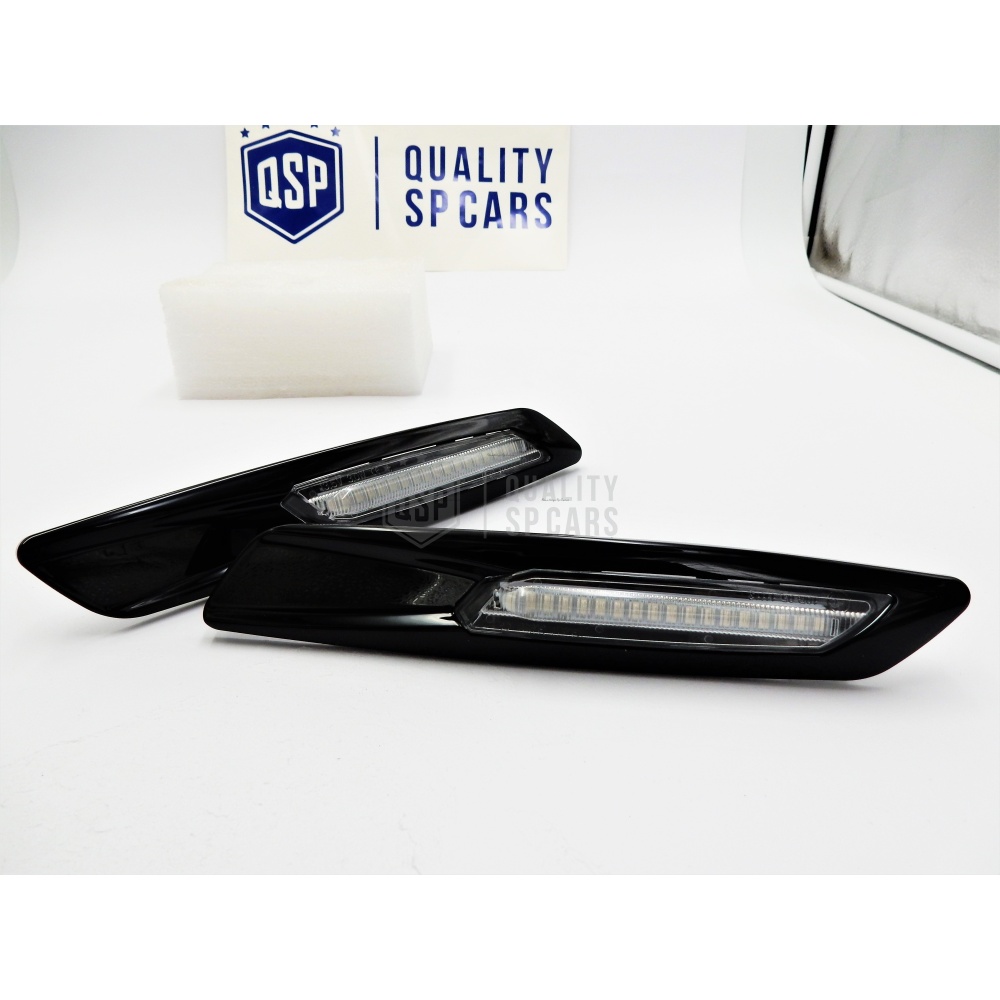 2 Intemitentes LED para BMW Serie 1 3 5 100% CANBUS Sin Errores Estructura en ABS Negra + Lente Blanca 2 Intemitentes LED para BMW Serie 1 3 5 100% CANBUS Sin Errores Estructura en ABS Negra + Lente Blanca