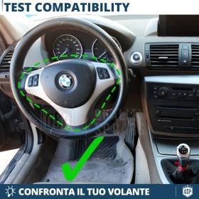 VOLANTE Deportivo para BMW Serie 1 E88 E82, Plano en Carbono y Piel | Reemplazo Ergonómico