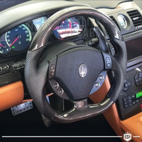 VOLANTE Deportivo para Maserati Quattroporte 5, Plano en Carbono y Piel | Reemplazo Ergonómico