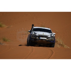 1 Barra Led 6000K Curvada para Porsche SUV Off-Road 83 CM Ajustable Luz Spot
