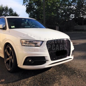 Parrilla REJILLA Delantera para AUDI Q3 RSQ3 8U (11-14) | Nido de Abeja, Negro Brillante