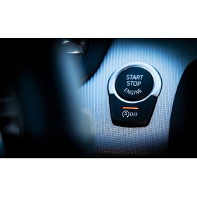 LLAVE BOTÓN DE ENCENDIDO DEL MOTOR NEGRO "START STOP ENGINE" EN ABS PARA BMW VERSIONES F y G con Bóton OFF, ANTICHUADO NO HUELLAS