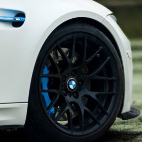 2 Cover COPRI PINZE Freni Blu Universali Auto 28CM Tuning in METALLO