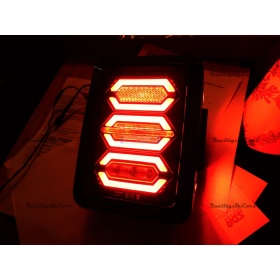 PAREJA FAROS LUCES TRASERAS FULL LED PLUG AND PLAY PARA JEEP WRANGLER JK 2007-  Stop, Marcha Atrás, Intermitentes CANBUS Plug & Play. IP67 Anti Polvo y Agua.