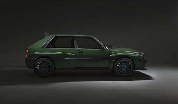 Deportivo Lancia Delta con accesorios tuning