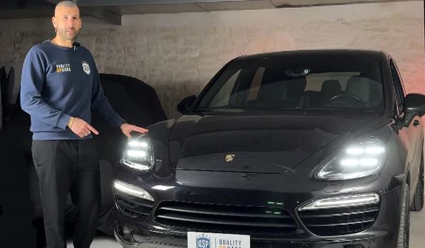 Porsche Cayenne con faros LED Transformación en nuevo modelo