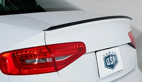 Audi A5 con Spoiler Posteriore Nero