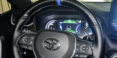Coprivolante Effetto Carbon Montato su Toyota